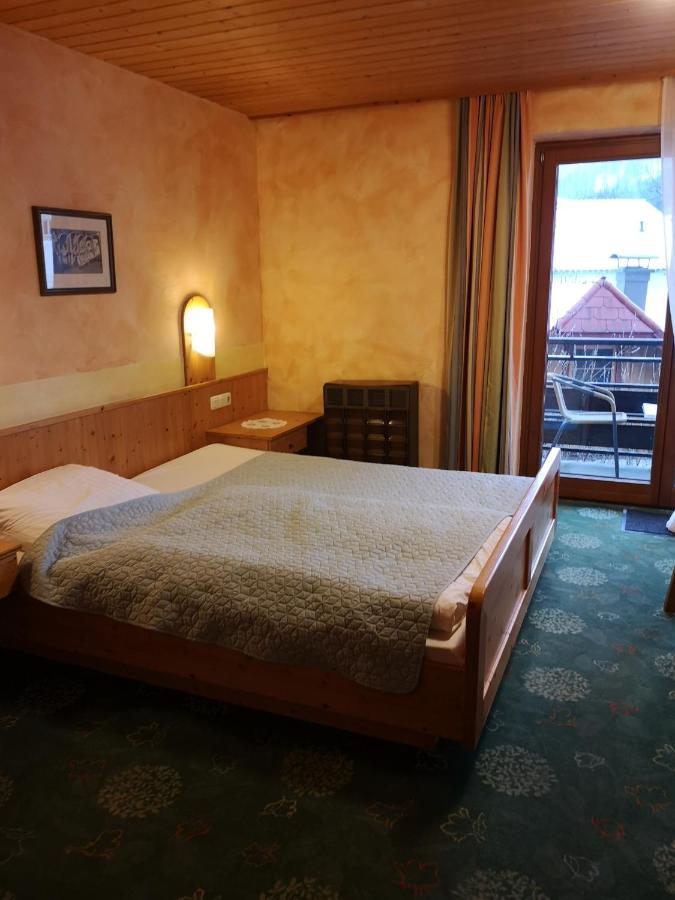 Hotel Wirt Z'Minsta Altmuenster Bagian luar foto