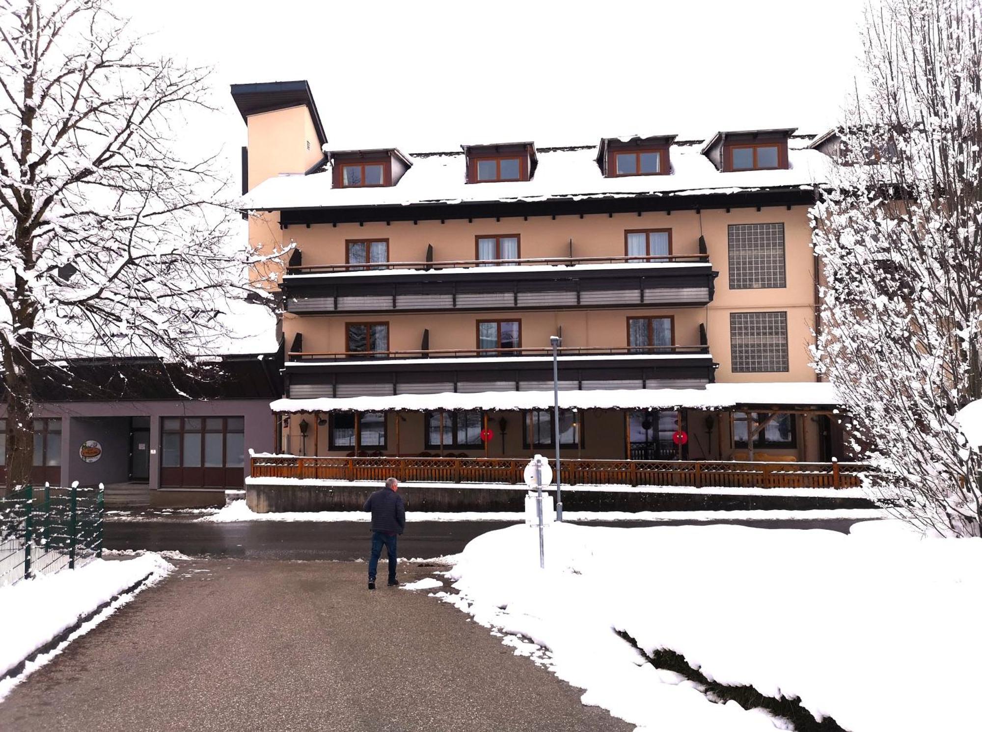 Hotel Wirt Z'Minsta Altmuenster Bagian luar foto